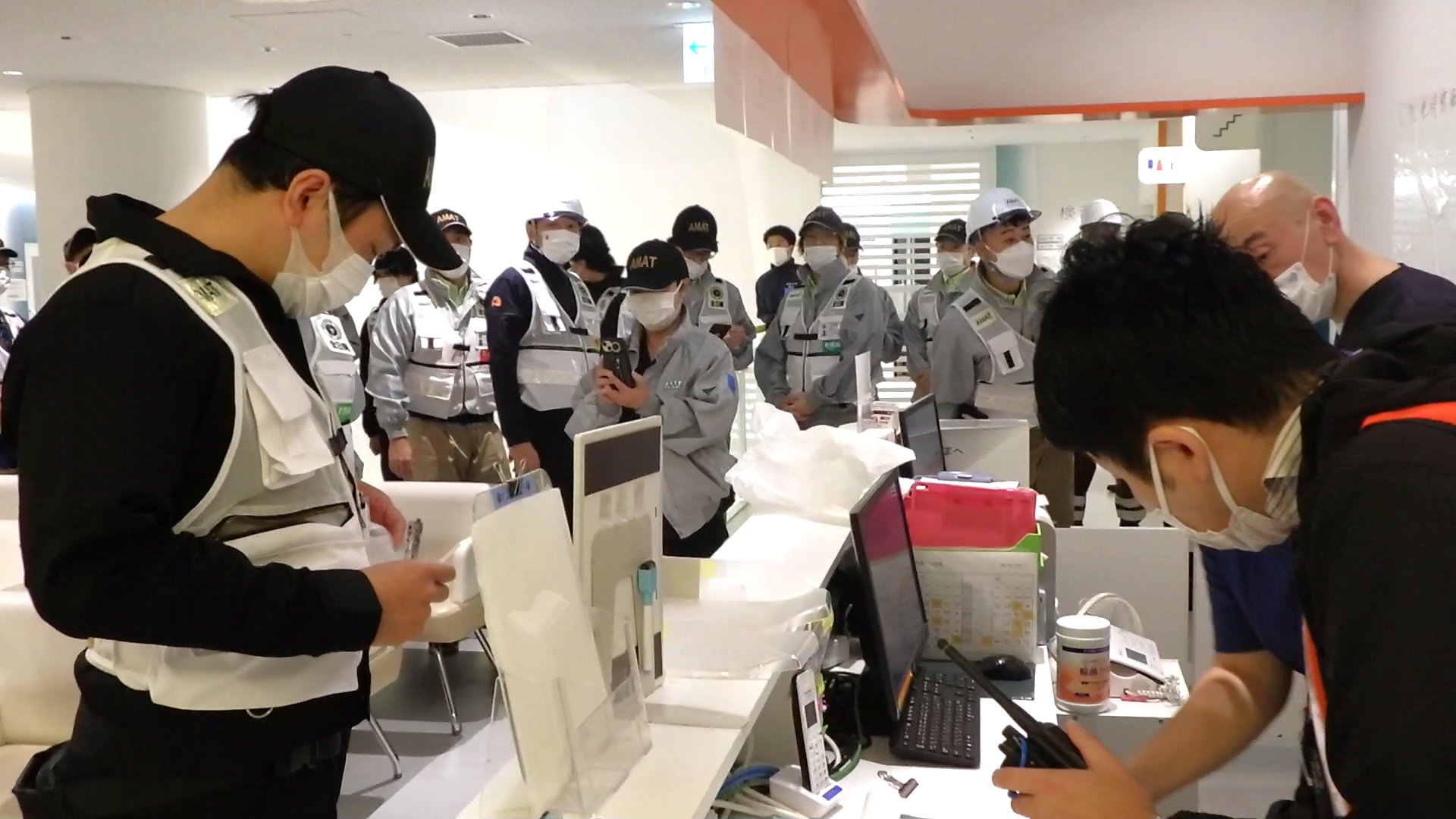 ブルーフェニックス到着